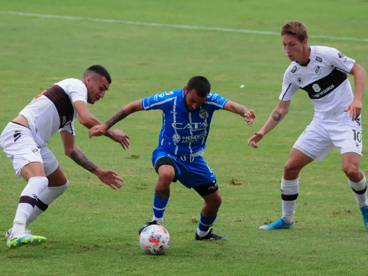 Godoy Cruz superó a Platense en Mendoza