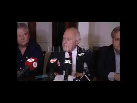 Transición: el gobernador puso su gabinete a disposición de Omar Perotti