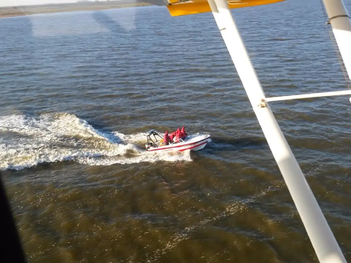 Eduardo Bonzano está bien después de flotar durante toda la noche en la laguna Mar Chiquita