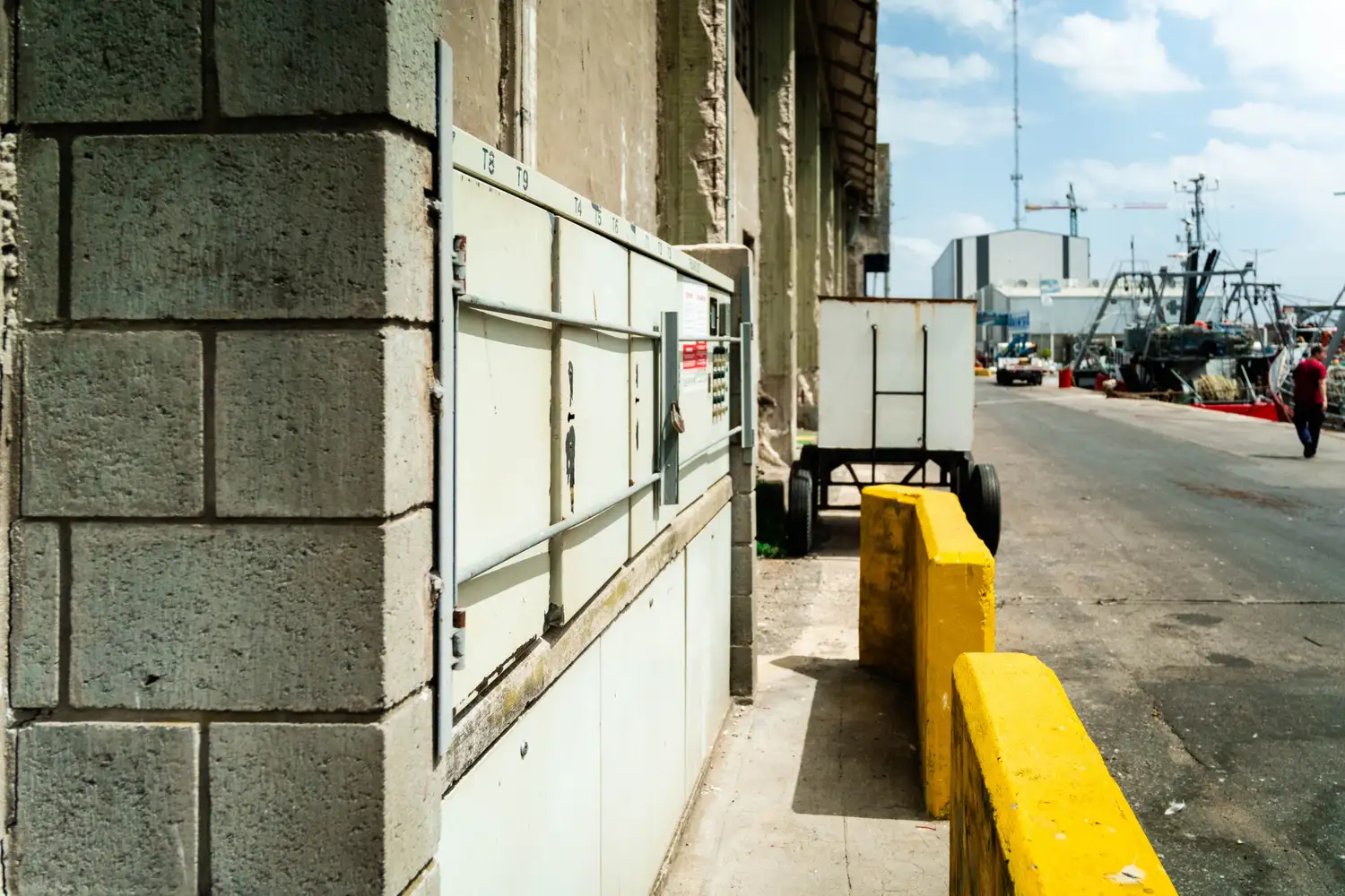 Con estas obras se está incrementando la capacidad de acceso a la energía eléctrica para atender un mayor ritmo de operatoria de embarcaciones.