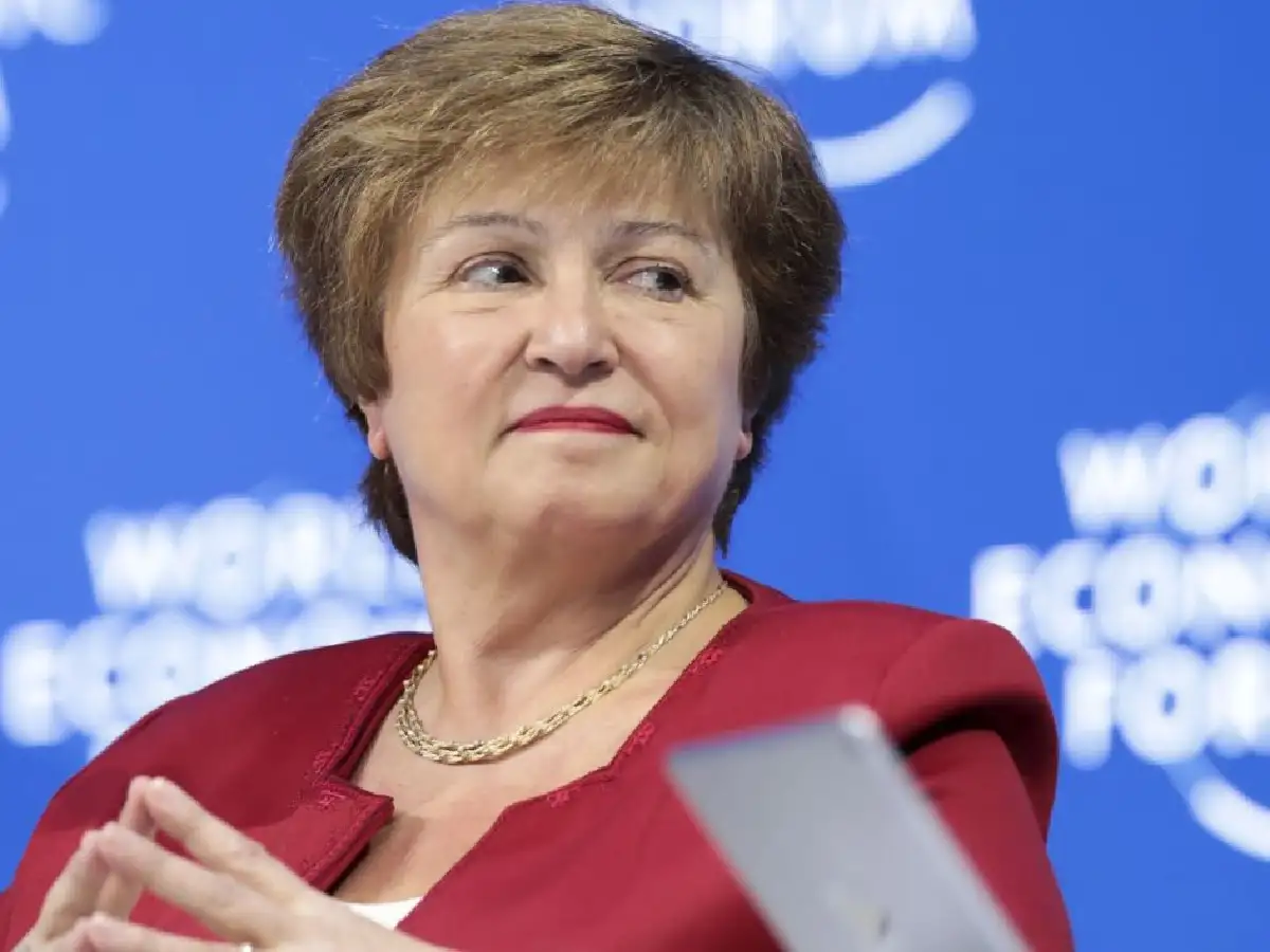  FMI advierte que la economía mundial alcanzó un endeudamiento récord y alerta por riesgos al sector privado