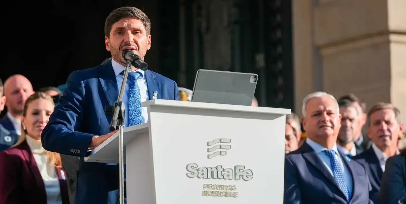 El gobernador habló de la economía del país.