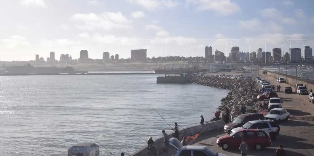 Un martes soleado pero fresco en Mar del Plata
