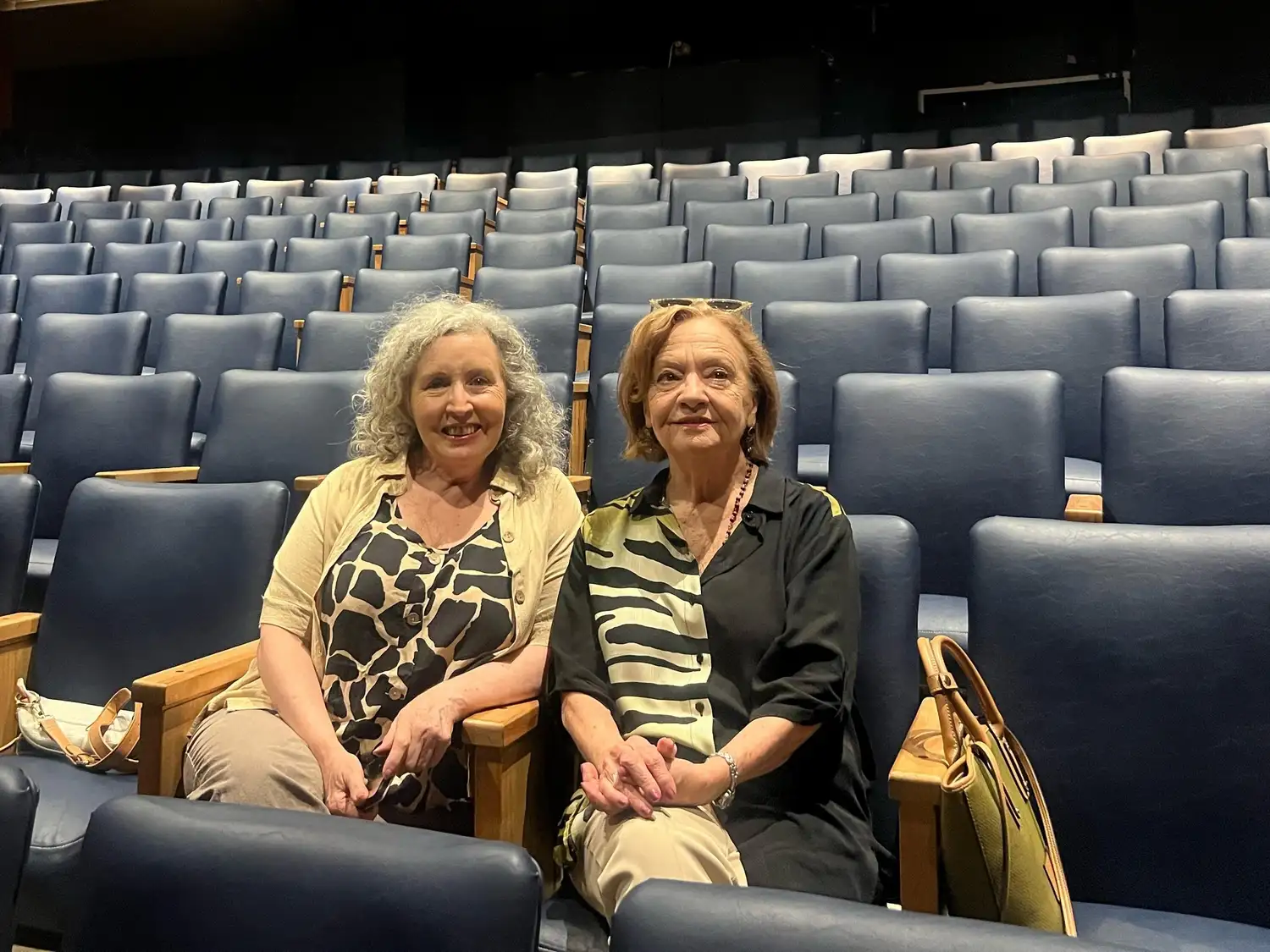 María y Mercedes Carreras presentan tres obras esta temporada en la ciudad.