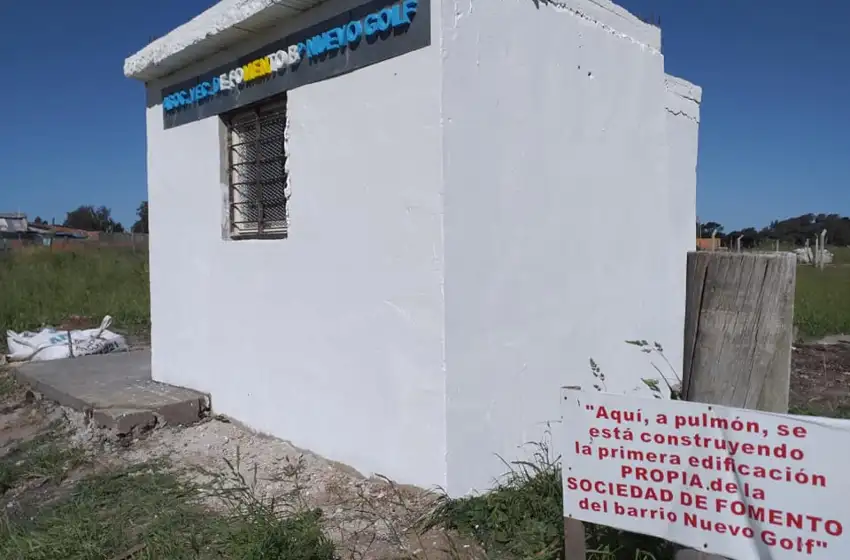 “Guantes solidarios” en el barrio Nuevo Golf, a beneficio de 14 comedores