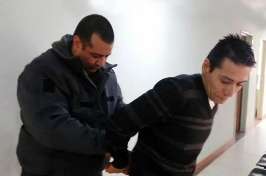 Le dieron salidas transitorias a un preso por violar y matar a un nene