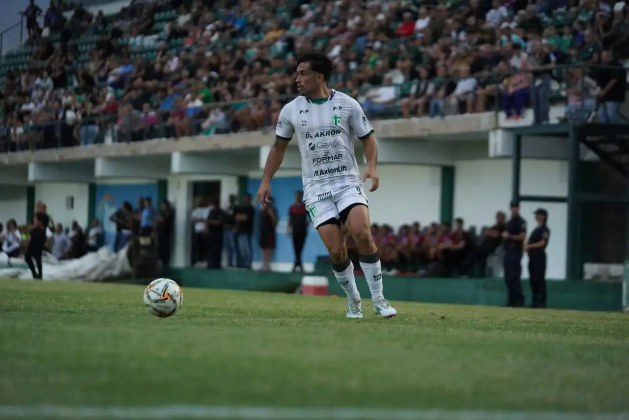 Attis fue uno de los mejores de la "Verde" frente a Douglas.