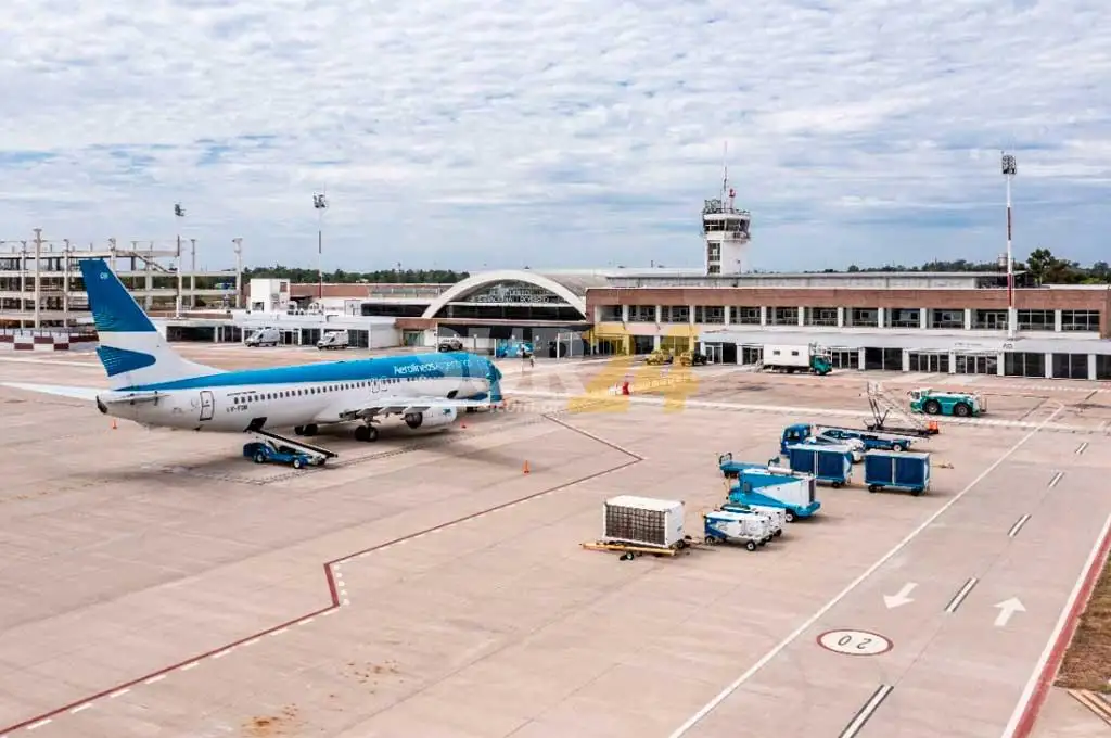 Evacuaron el aeropuerto internacional de Rosario por amenaza de bomba 