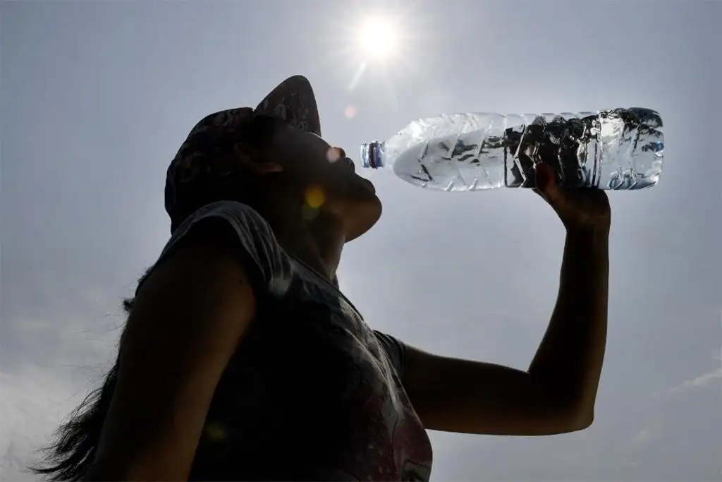 La zona central del país atraviesa una ola de calor que seguirá durante la próxima semana. Ilustrativa.