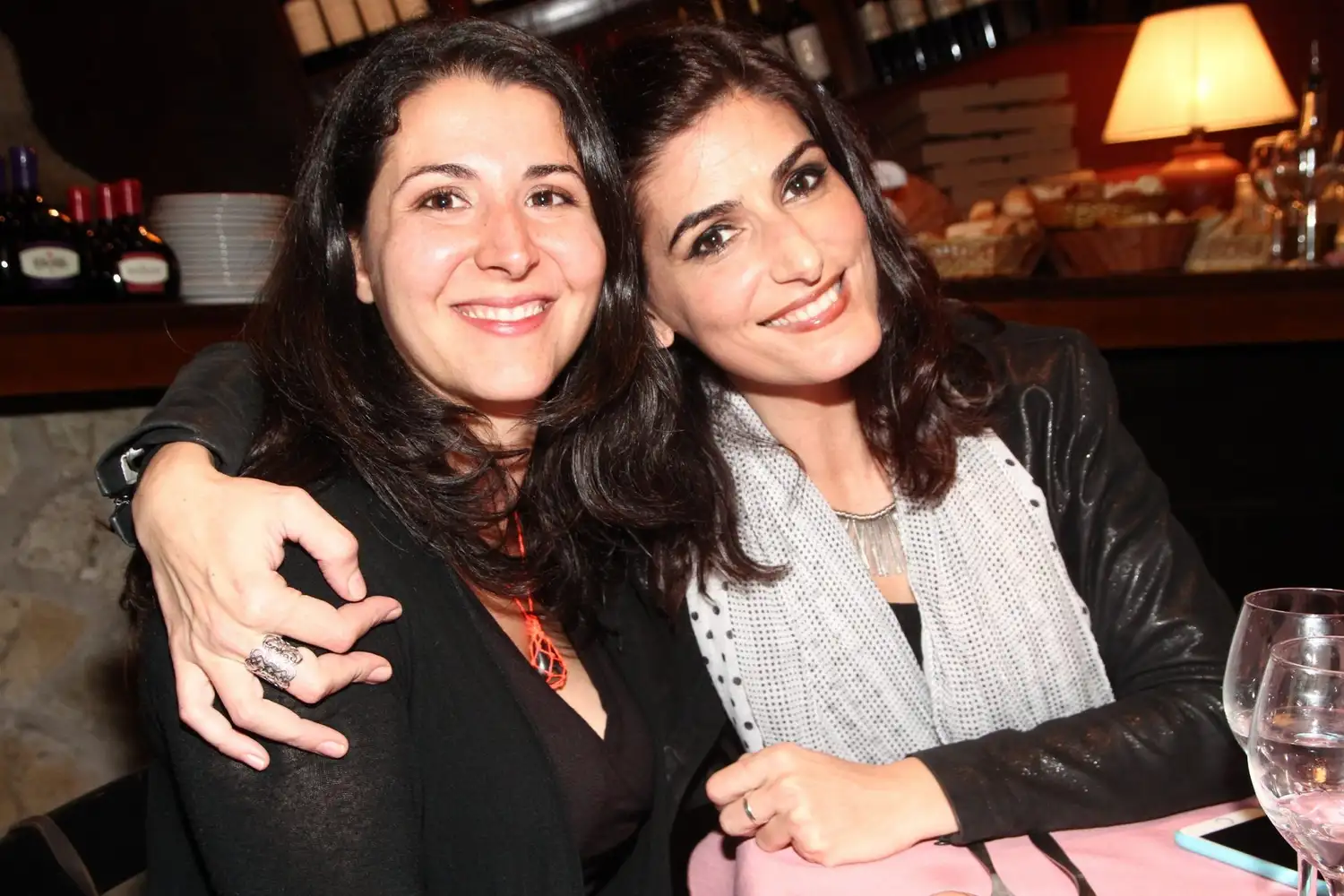 Cecilia Milone se reencontró con su media hermana