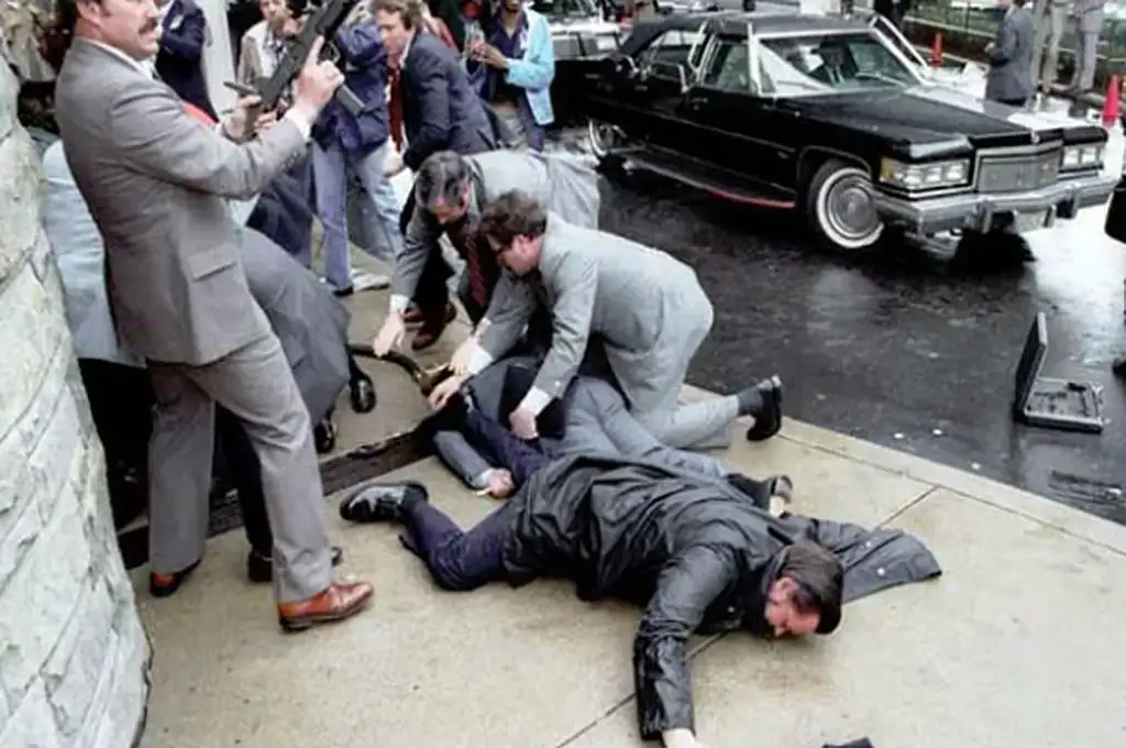 El hombre que intentó matar a Ronald Reagan obtiene la libertad incondicional