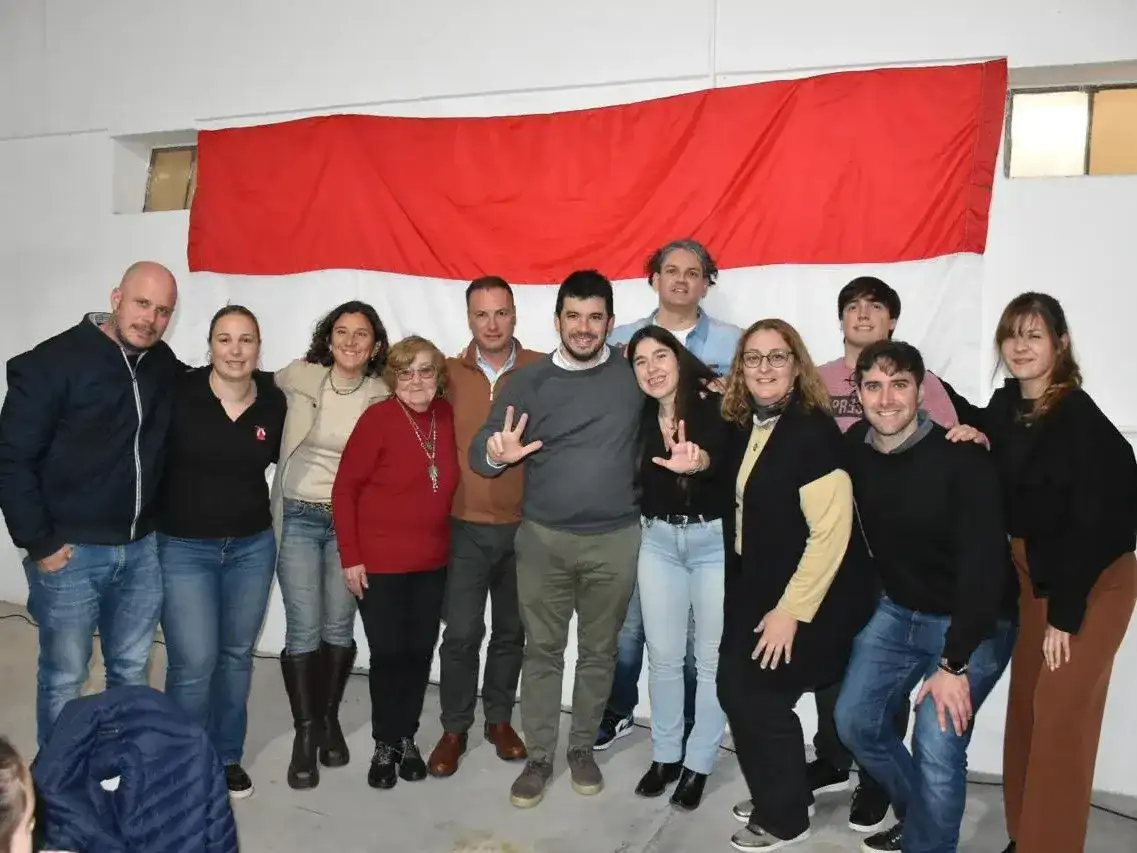 Los boinablanca trabajan unidos para continuar fortaleciendo el partido en todo el país