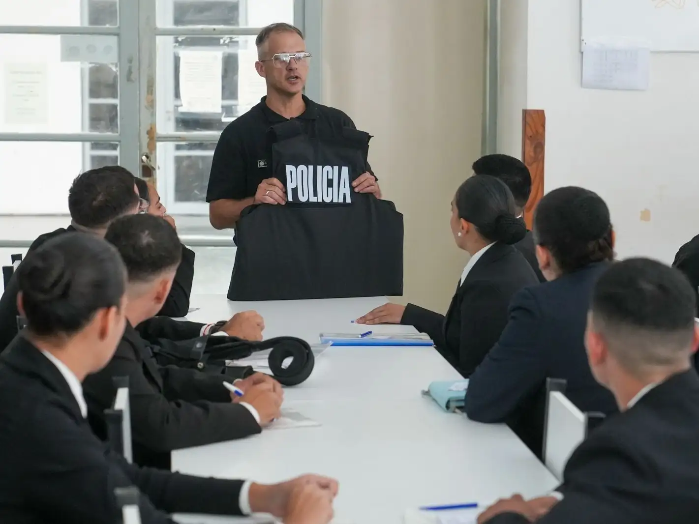 policia - 2
