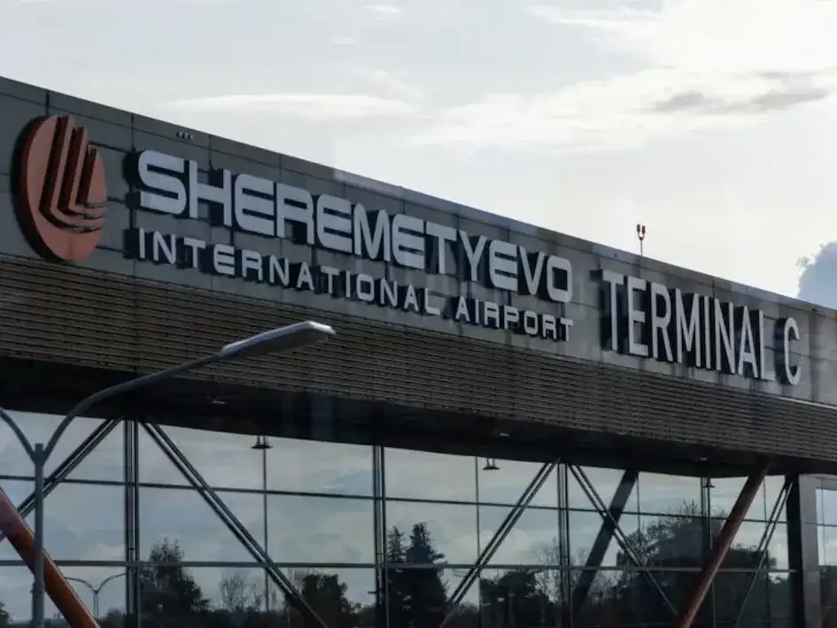 El aeropuerto de Sheremétievo fue el más afectado por las cancelaciones durante las restricciones aéreas en Moscú.