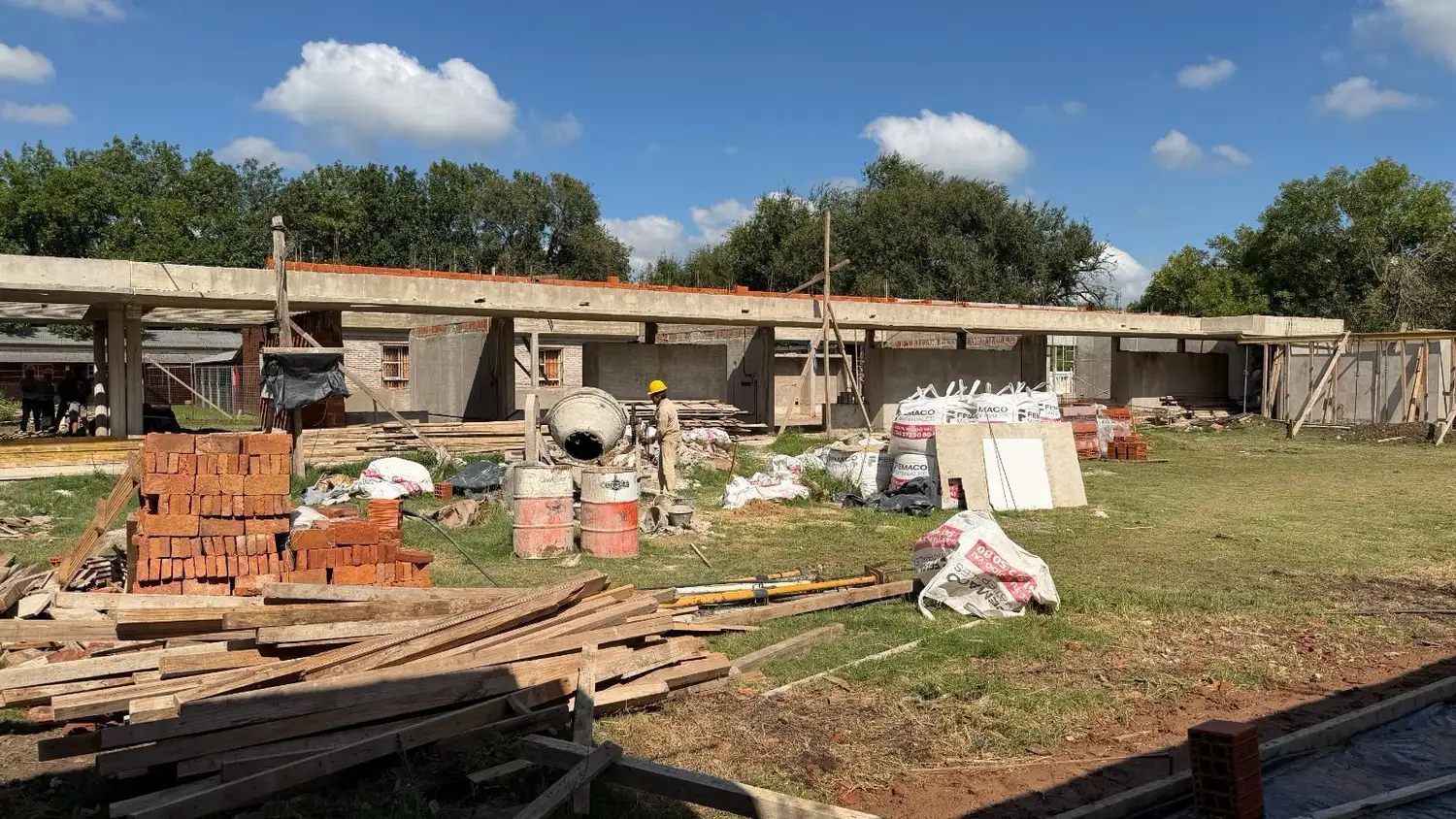 La obra está en un 40 % de avance.