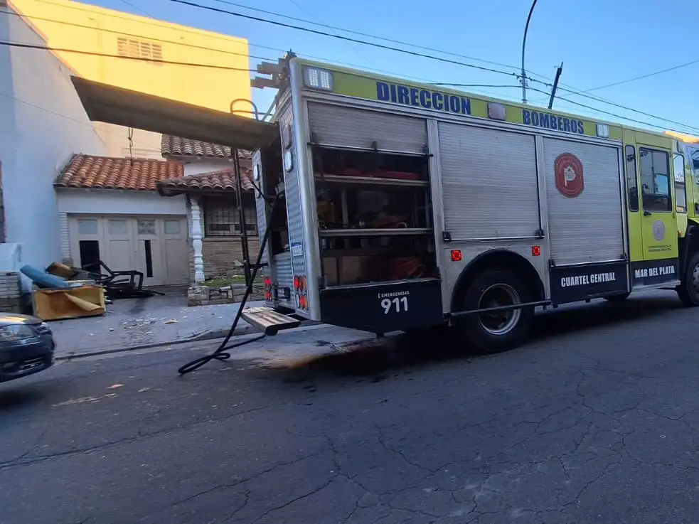 Los niños quedaron bajo el resguardo de su abuela, quien se hizo presente en el lugar.