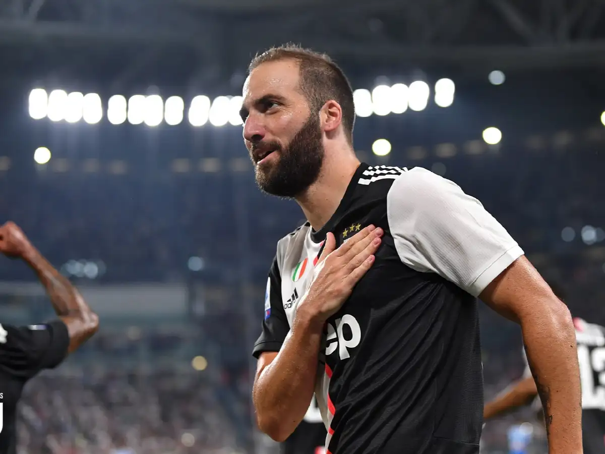 Higuaín regresará a la Juventus para cumplir su contrato