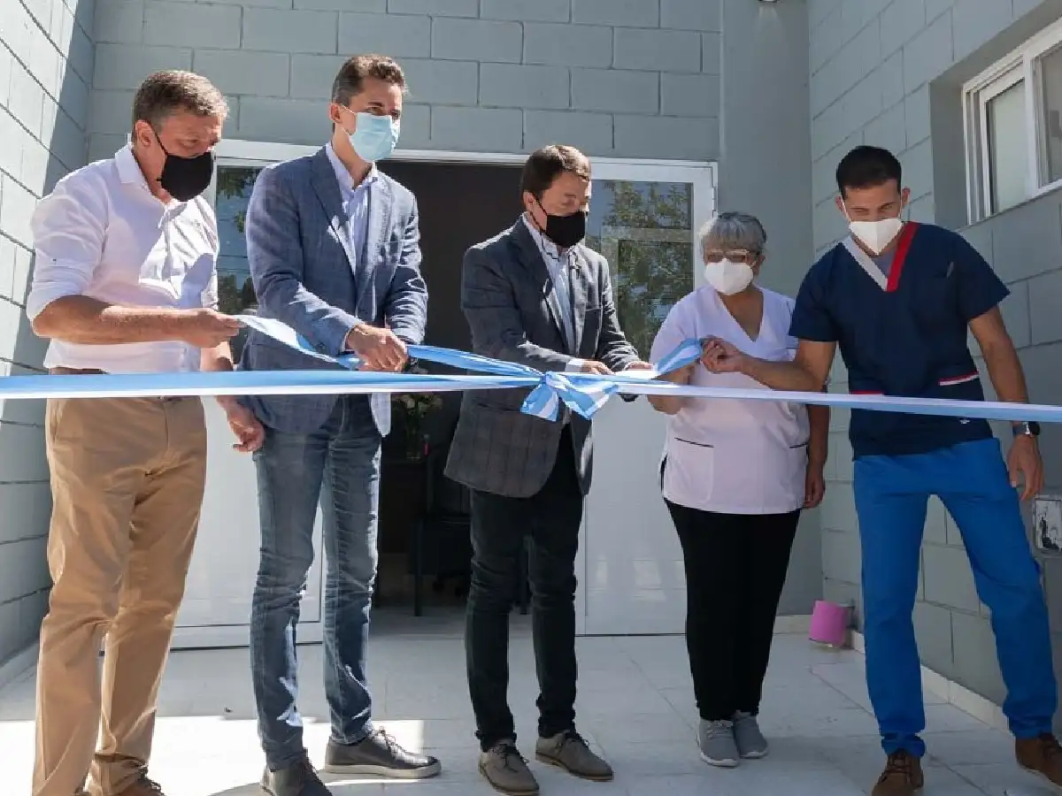 Calvo inauguró la ampliación del Centro de Salud de Porteña  