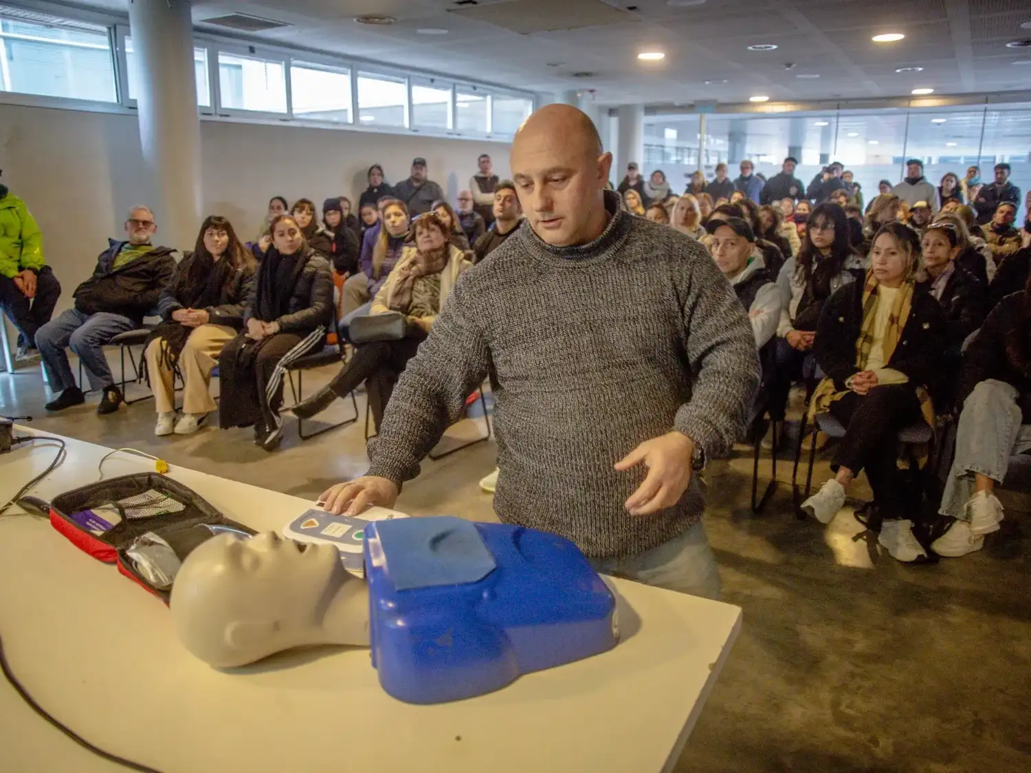 Jornada gratuita de capacitación en RCP abierta a la comunidad en el CEMA