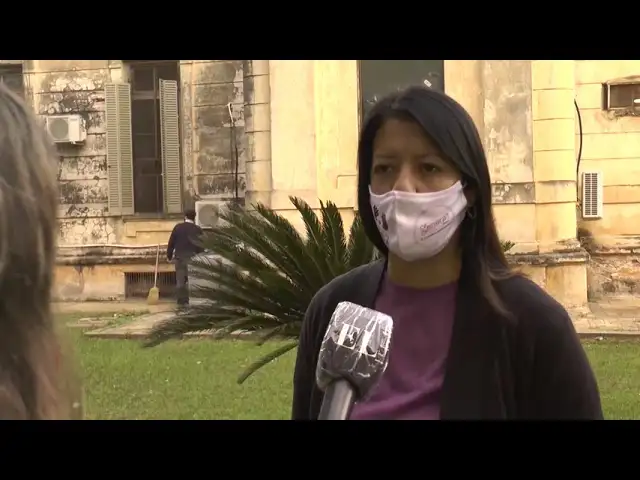 Un banco rojo para sensibilizar sobre femicidios y violencia de género