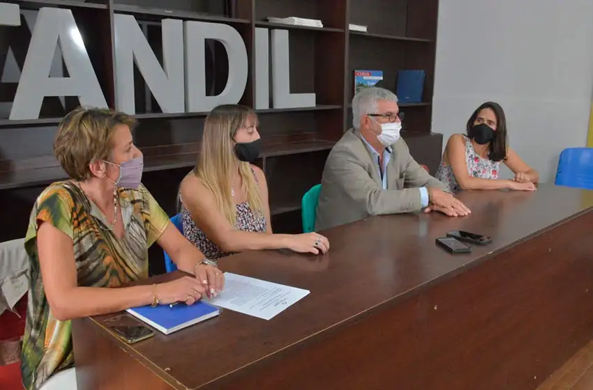 Con el objetivo de consolidar la igualdad de género, el Municipio presentó programa "Mujeres Transformadoras"