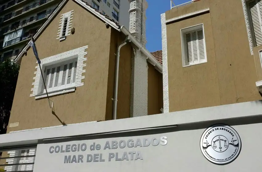 Finalmente, el Colegio de Abogados vuelve a funcionar con horario reducido