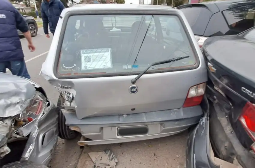Cuádruple choque en Constitución