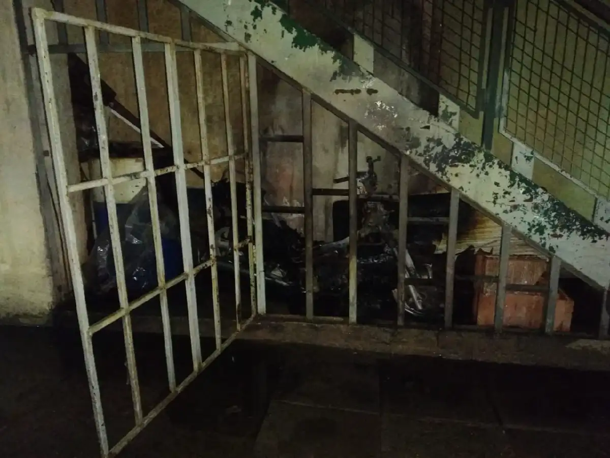 Una moto se incendió en barrio Roque Sáenz Peña