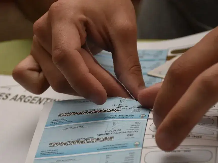 El voto es obligatorio para los ciudadanos de 18 a 70 años. Crédito: Flavio Raina.
