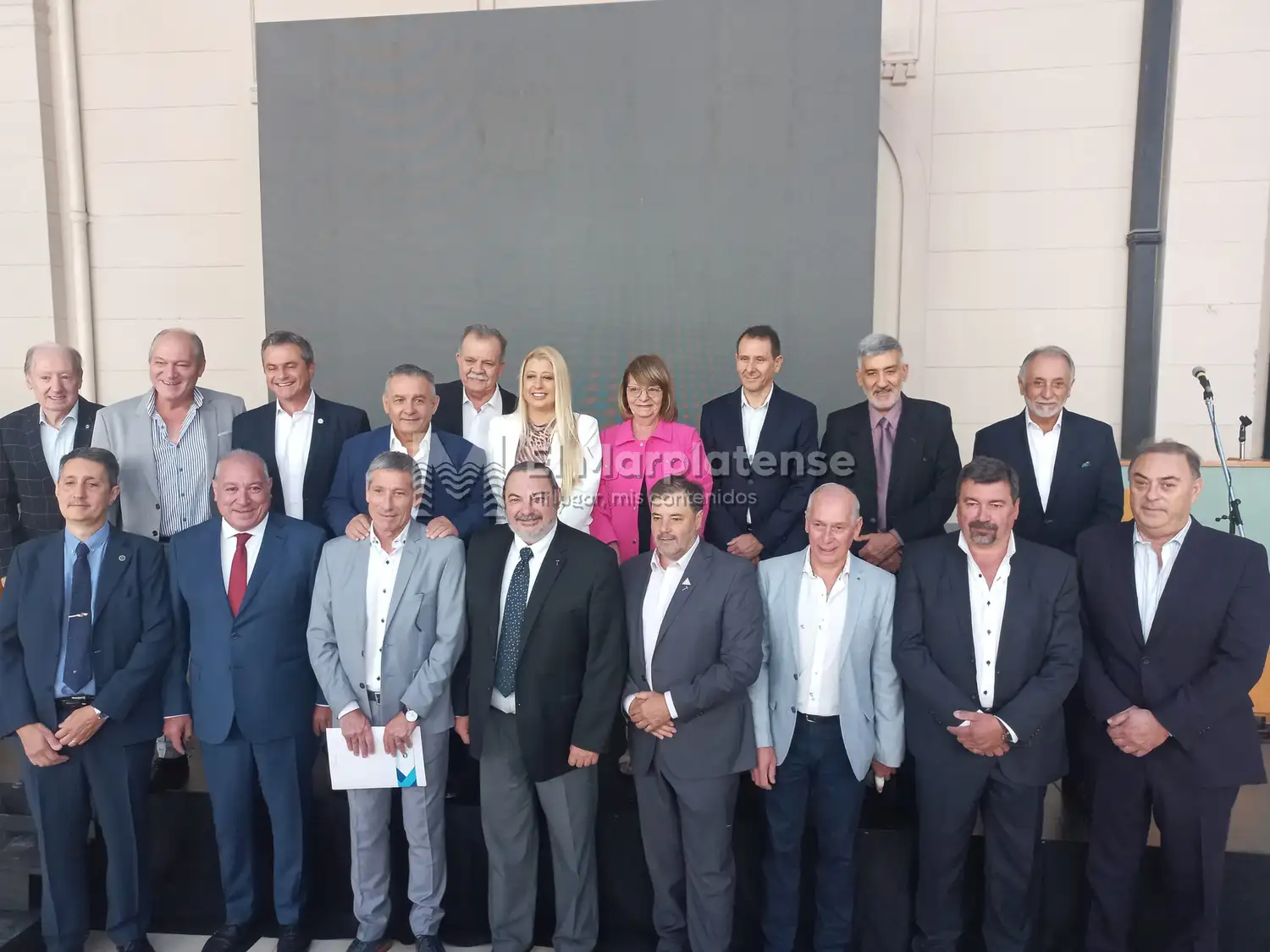 El conflicto se generó tras la utilización de una nueva plataforma para las subastas de los terrenos sobre Avenida Paso.