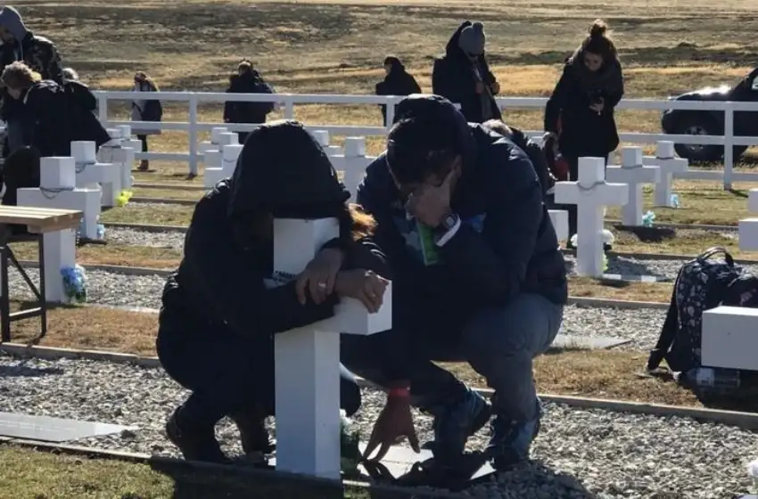 Ya son 103 los soldados identificados en Malvinas