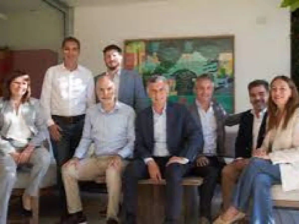 El PRO se reunió para mostrar unidad y preocupación por la situación económica