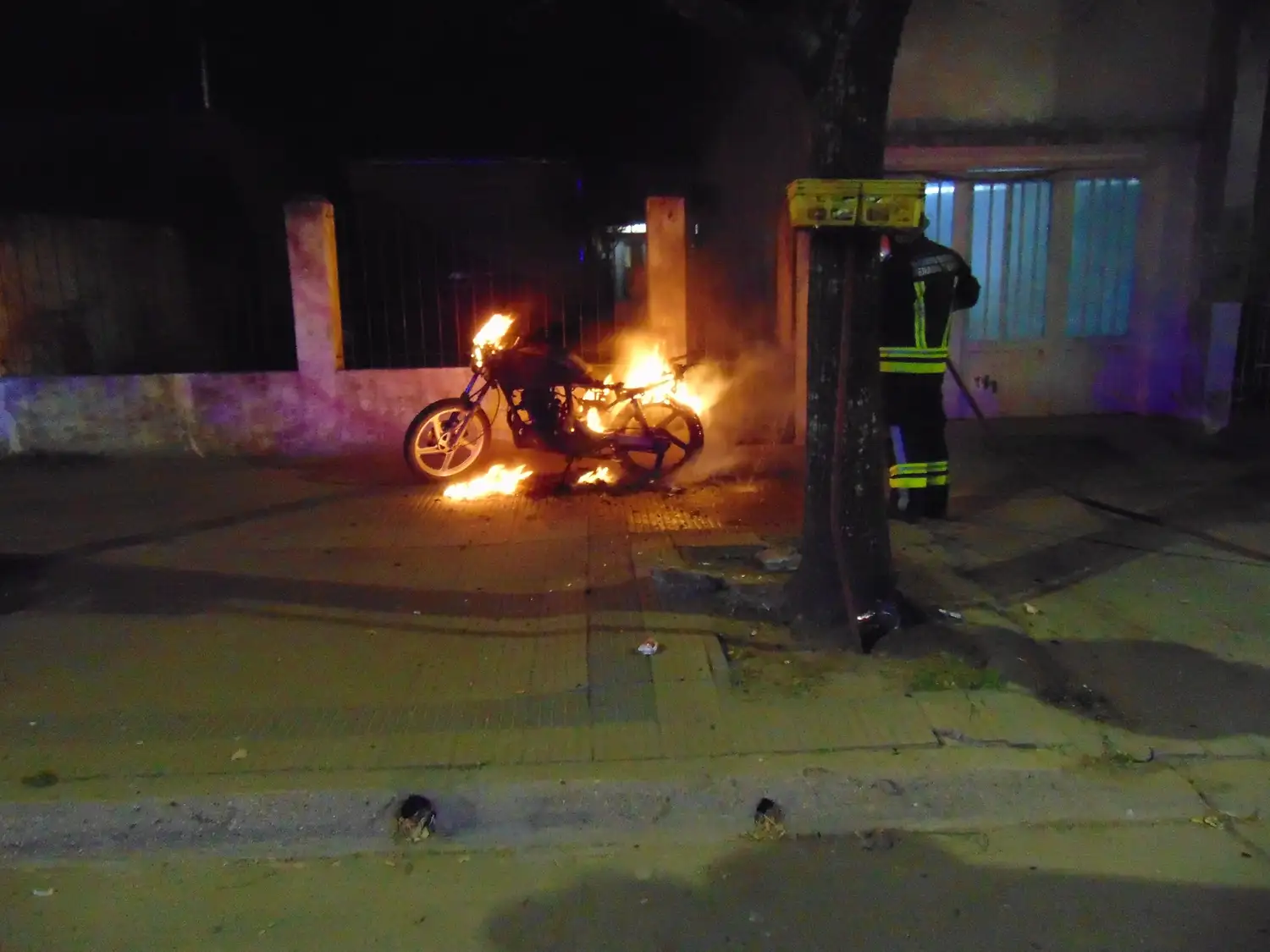 Las pérdidas fueron totales para el dueño de la moto.