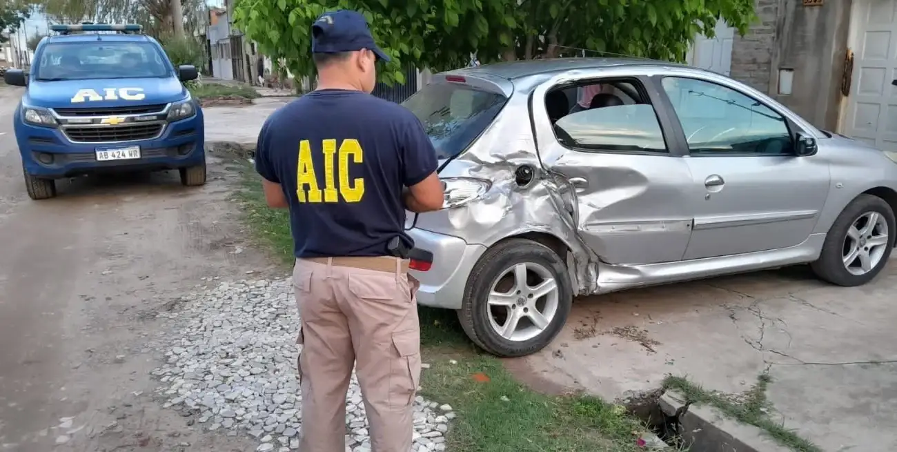 En Espora 3500 se produjo la detención del hombre y el secuestro del vehículo.