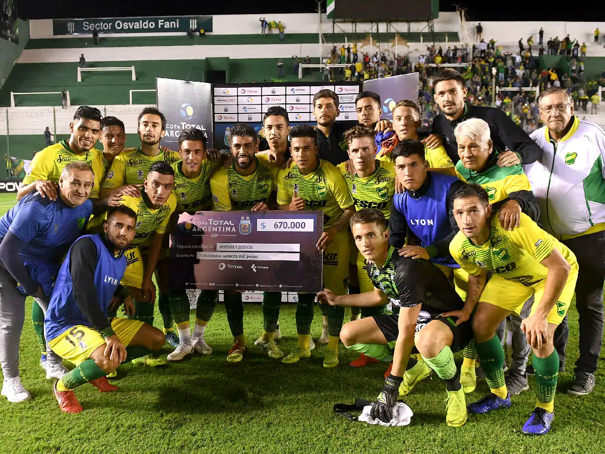Avanza Defensa 