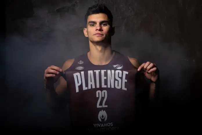 Facundo Vázquez llega desde Platense