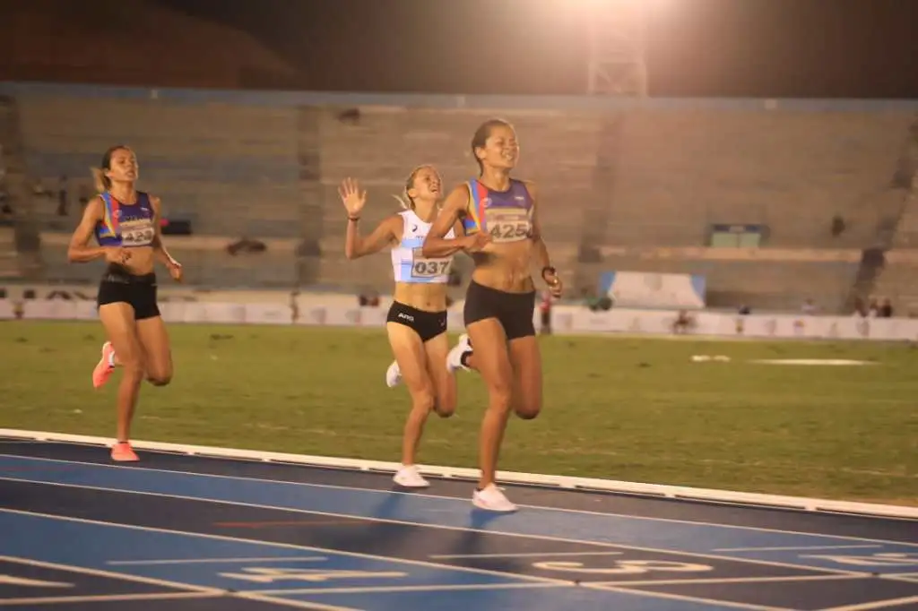 Plata para Borelli y bronce para Casetta en Guayaquil