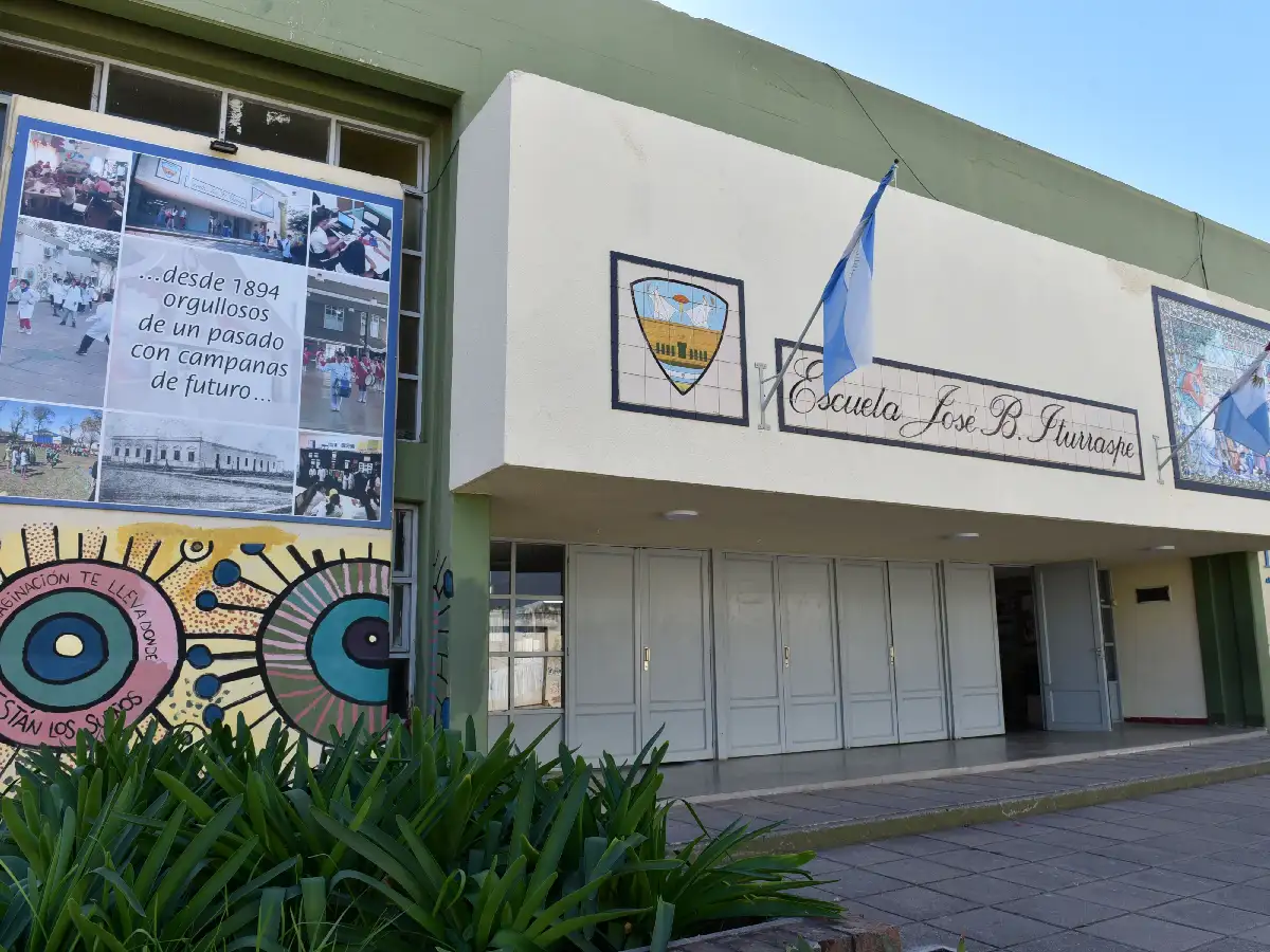 Nuestra primera escuela