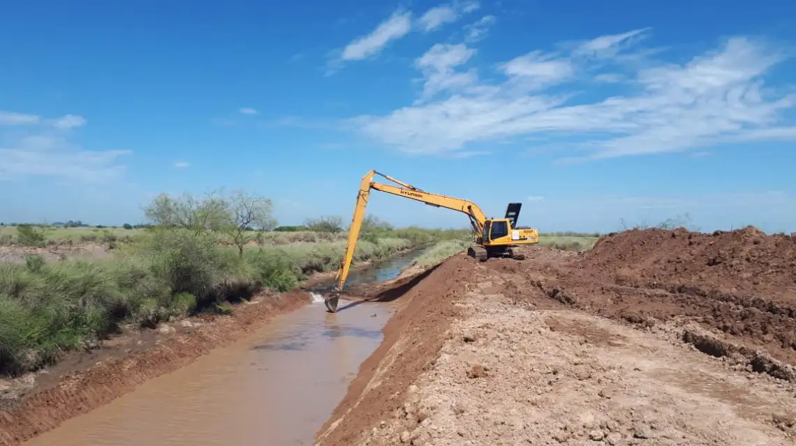 Obras para reacondicionar el Canal Irigoyen