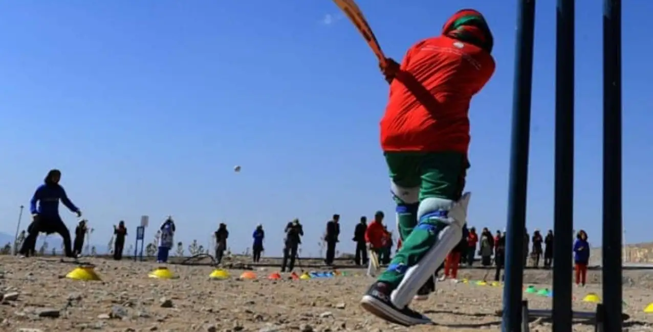 Los talibanes prohibieron a mujeres afganas practicar deportes