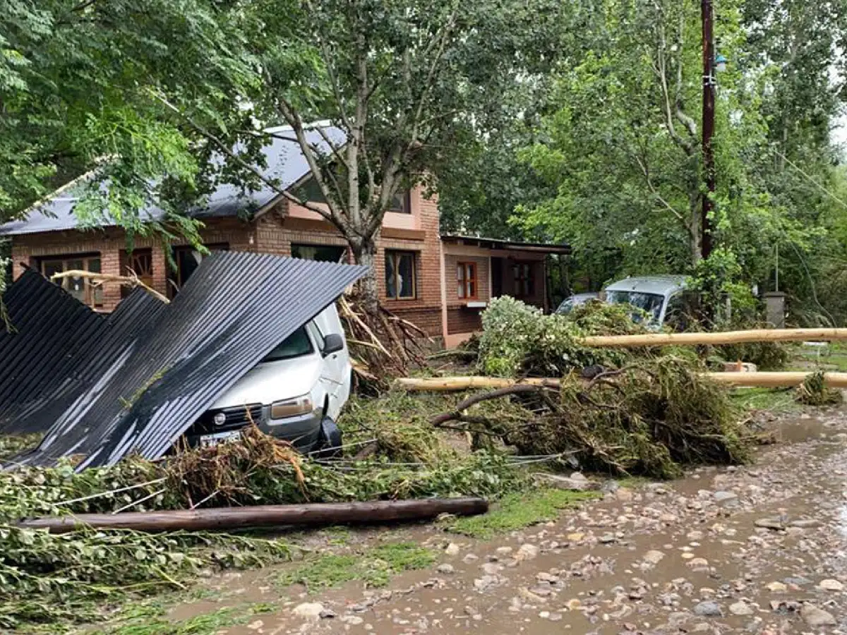 Histórica y preocupante creciente en Punilla tras un temporal de lluvia