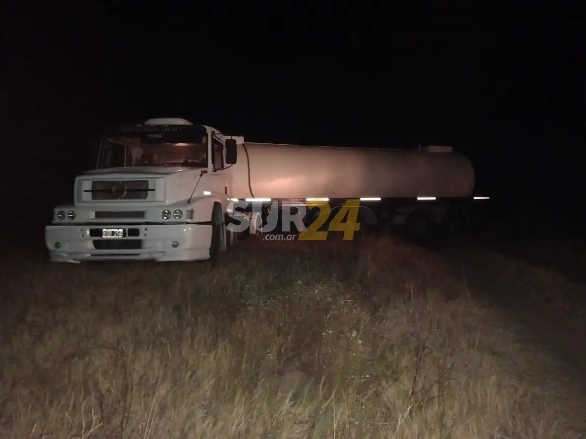 Hughes: camionero quedó encajado en ruta 93 e inventó un robo para no ser despedido