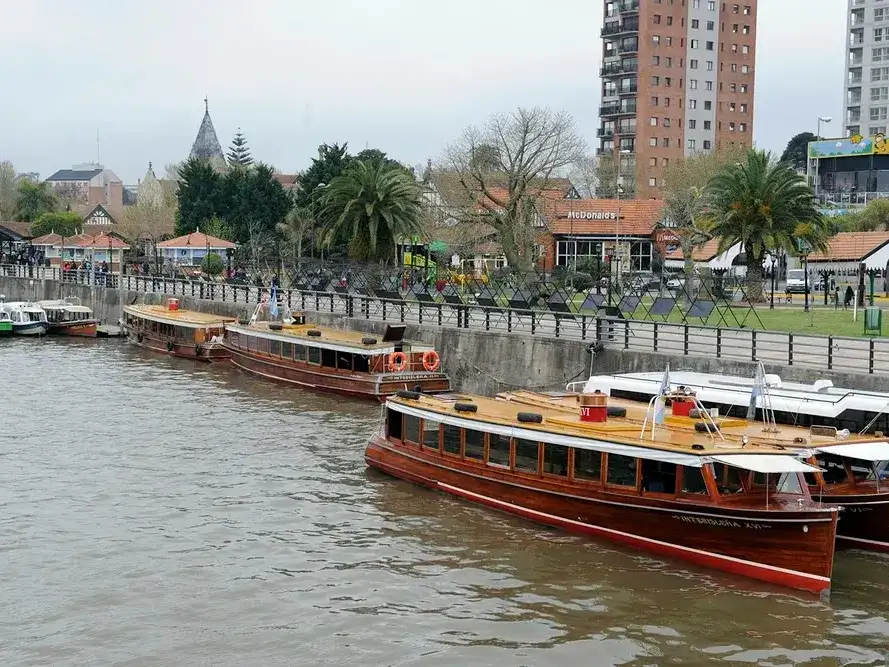La Provincia estableció un registro obligatorio para los servicios de transporte fluvial de pasajeros, con nuevas exigencias de inscripción y control para los prestadores.