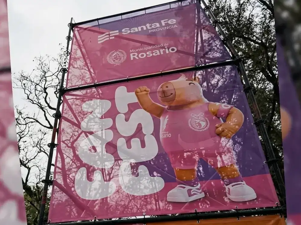 Debido a la alerta meteorológica vigente, las actividades y competencias programadas fueron suspendidas para garantizar la seguridad de los asistentes en el predio.