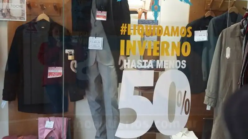 El 81,5% de los comercios de la ciudad vendieron menos en abril