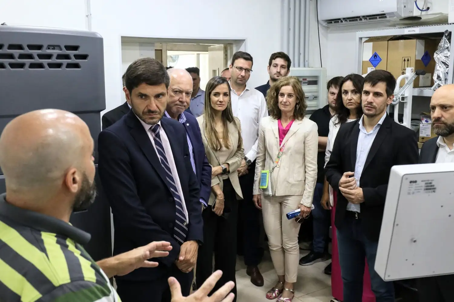 Pullaro gabinete - 1