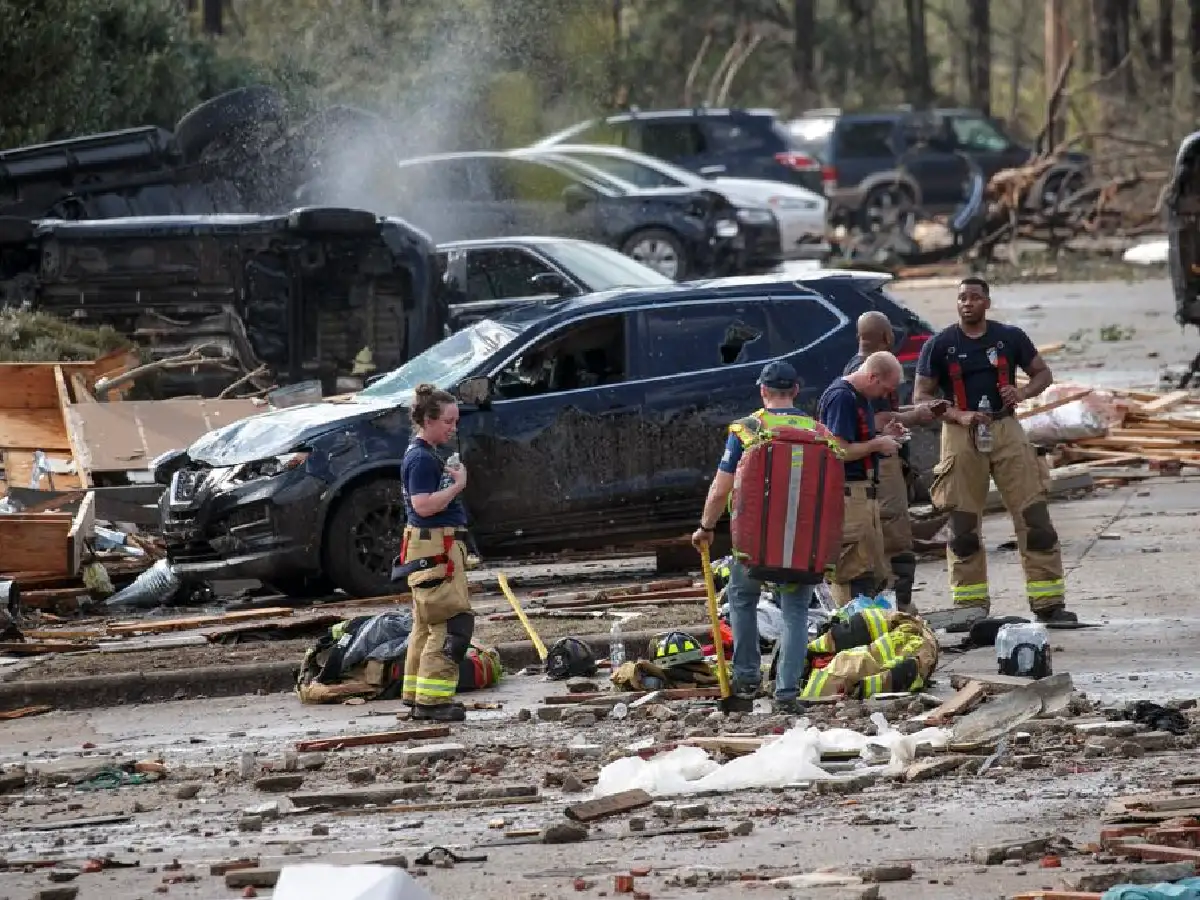 Al menos 32 fallecidos en Estados Unidos por fuertes tormentas y tornados 