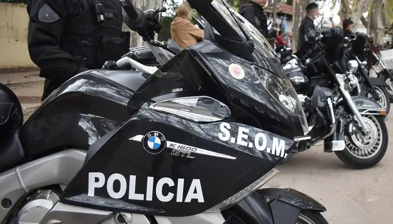 Persecución policial y un robo: dos hechos en distintos puntos de la ciudad