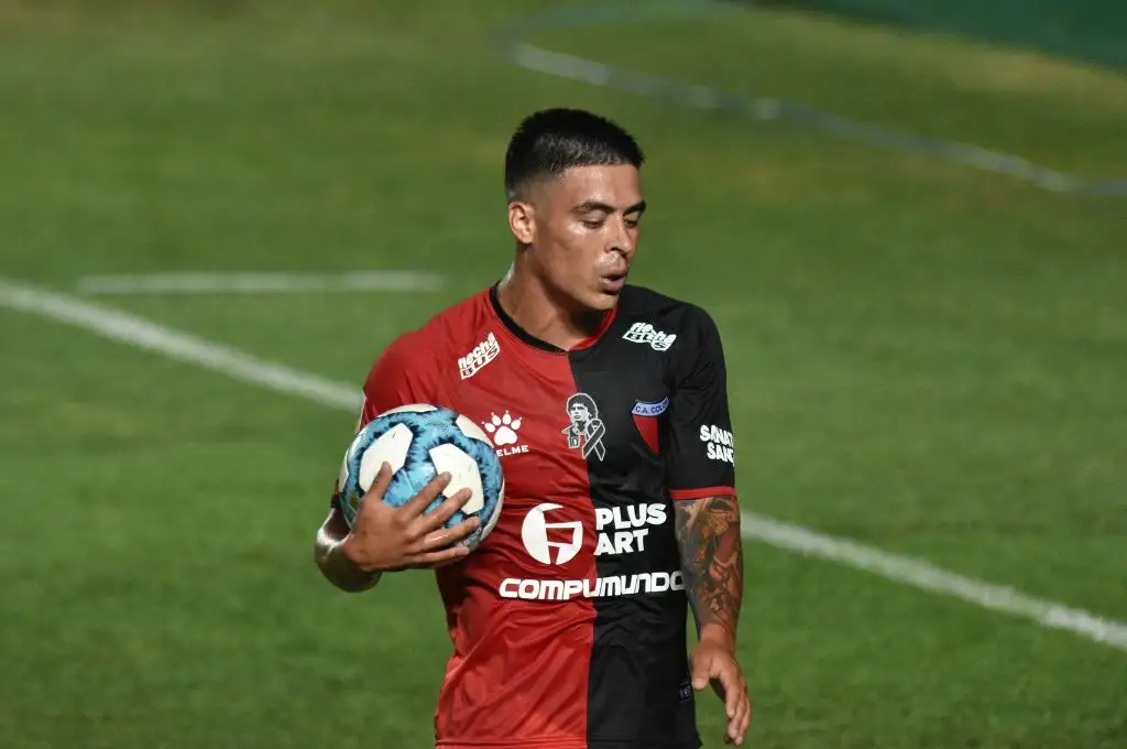 Tras un nuevo faltazo a los entrenamientos, Gorosito confirmó que Brian Fernández no entrenará más en Colón