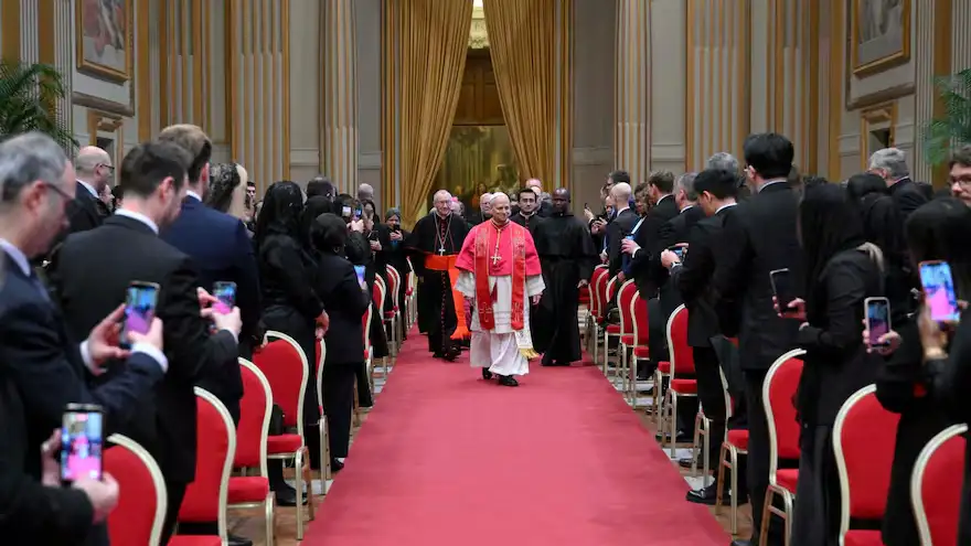León XIV en un encuentro con el cuerpo diplomático del Vaticano